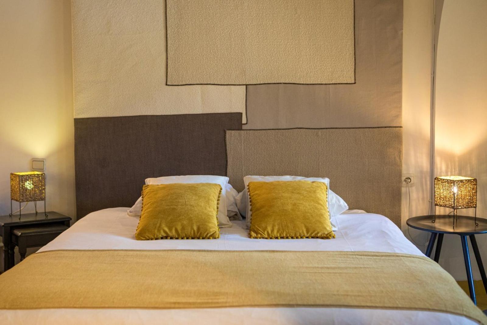 In Provence Hotel - Experience Atypique Venelles Exterior photo