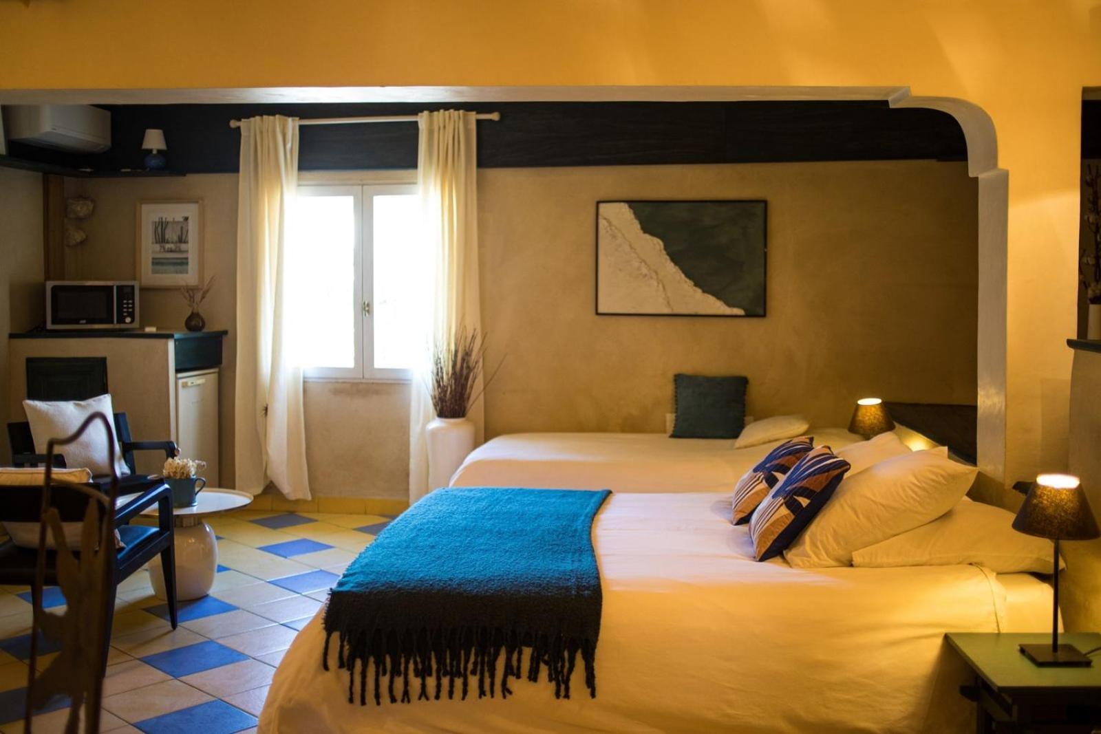 In Provence Hotel - Experience Atypique Venelles Exterior photo